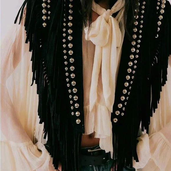 Black Faux Suede Collar With Silver Studs - Picture 3 of 4